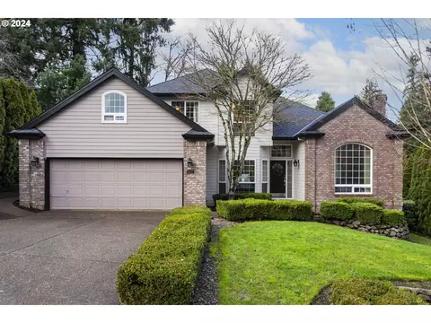 2212 Parkview Ct, West Linn, OR 97068