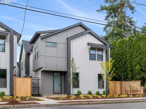 2377 SE 135th Ave #4, Portland, OR 97233