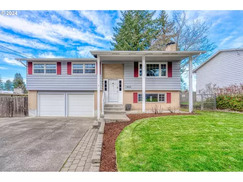 13825 SW Bonnie Brae St, Beaverton, OR 97005