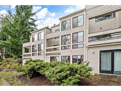 4462 Thunder Vista Ln #4462, Lake Oswego, OR 97035