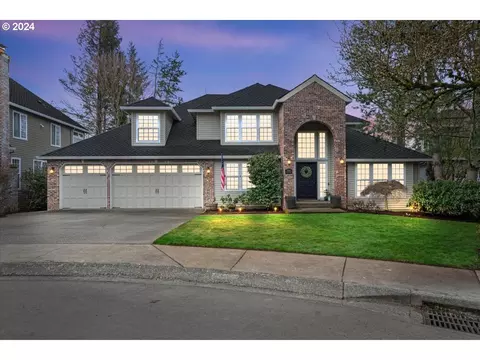 5404 Denton Dr, Lake Oswego, OR 97035