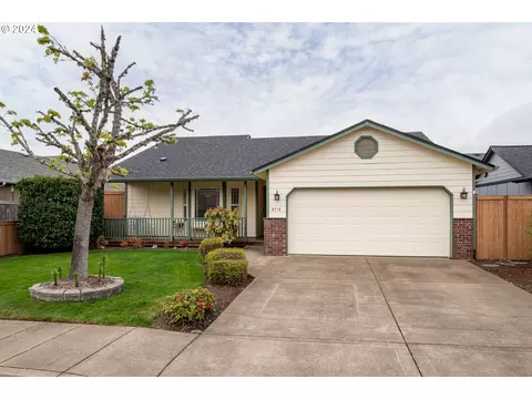 6718 Simeon Dr, Springfield, OR 97478