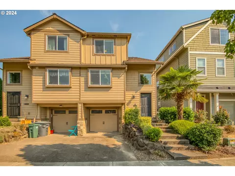 4495 SE Libby Ct, Hillsboro, OR 97123