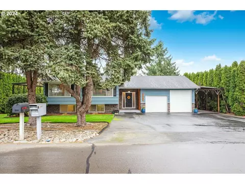 10755 SW Derry Dell Ct, Portland, OR 97223