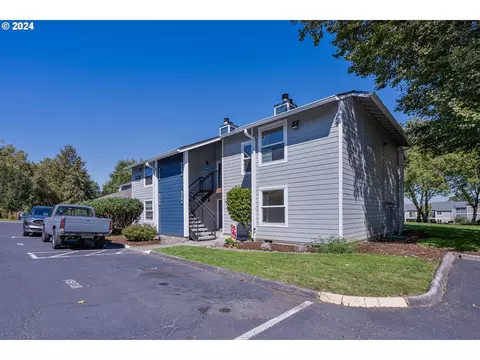 8294 SW Mohawk St, Tualatin, OR 97062