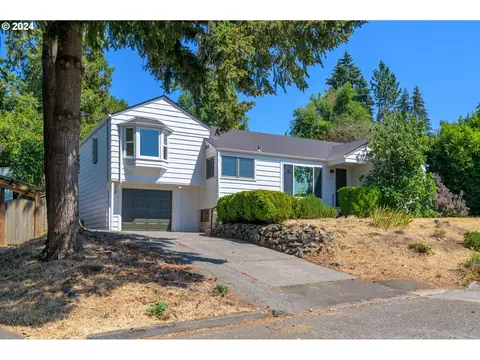 2465 Jefferson St, Eugene, OR 97405