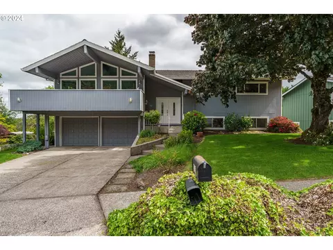 515 SW 7th St, Gresham, OR 97080