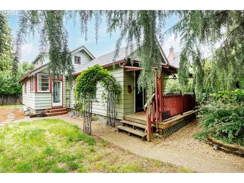 7310 N Mohawk Ave, Portland, OR 97203