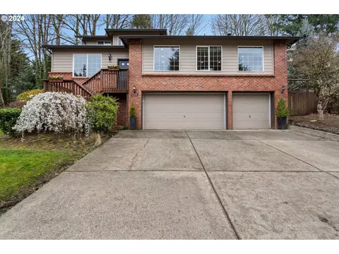 3314 SW Rhino Way, Portland, OR 97239