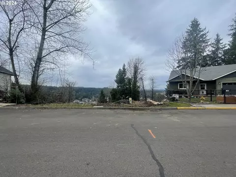 749 SE Forest Glen Rd, Estacada, OR 97023