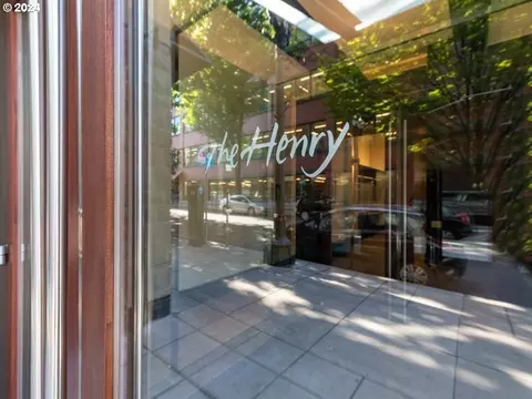 1025 NW Couch St #618, Portland, OR 97209