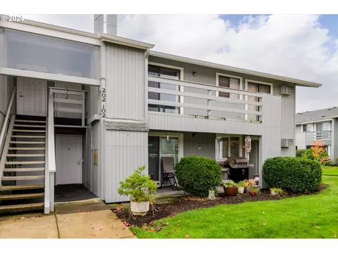 650 Harlow Rd #202, Springfield, OR 97477