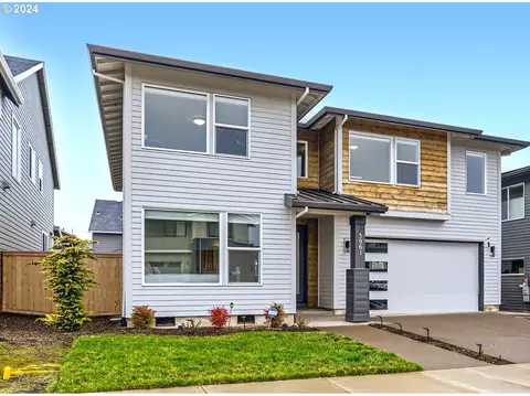 3961 SE 76th Ave, Hillsboro, OR 97123