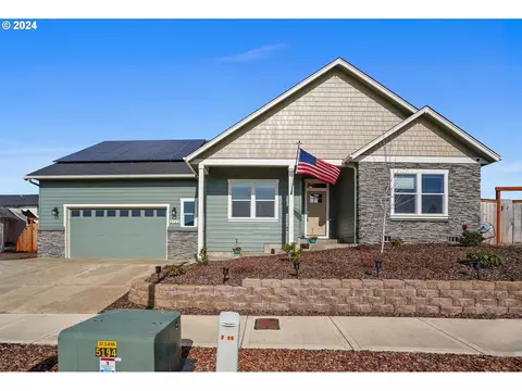2723 Dutch Oven Ave NW, Salem, OR 97304