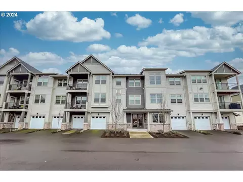 17126 SW Snowdale St #305, Beaverton, OR 97007