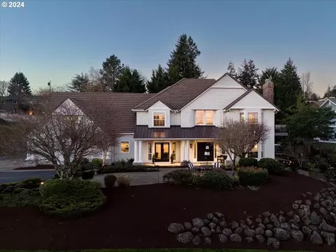 13603 SE Valemont Ln, Happy Valley, OR 97086
