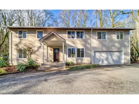 52447 Bird Rd, Scappoose, OR 97056