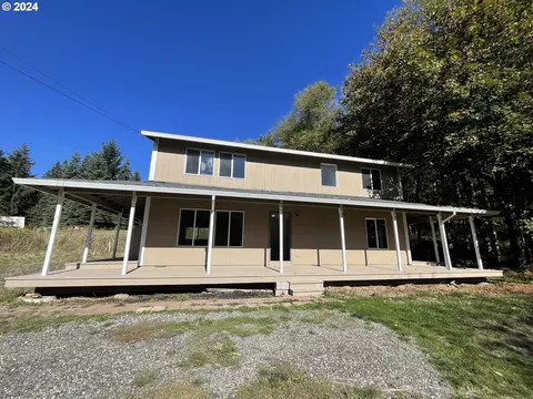 74246 Lost Creek Rd, Clatskanie, OR 97016