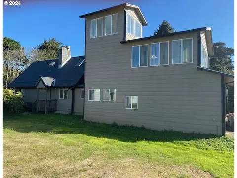 11664 NE Avery St, Newport, OR 97365