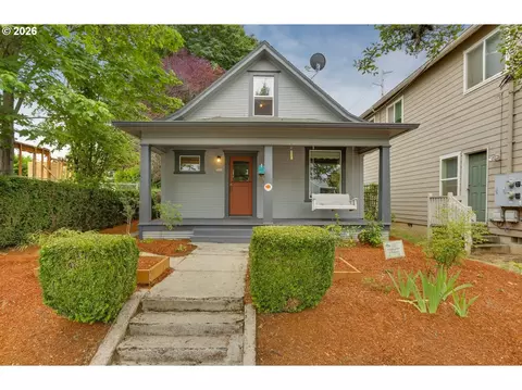 5824 N Syracuse St, Portland, OR 97203
