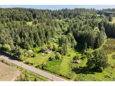 7208 NW Gales Creek Rd, Forest Grove, OR 97116