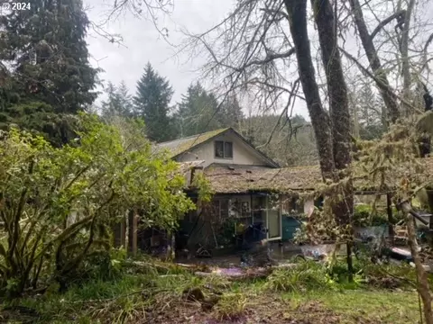 86737 Territorial Hwy, Veneta, OR 97487