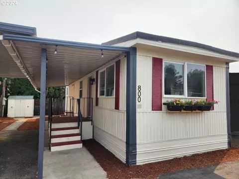 800 41st Pl, Salem, OR 97303