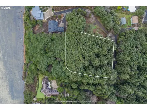 SW 68th Dr, Newport, OR 97366
