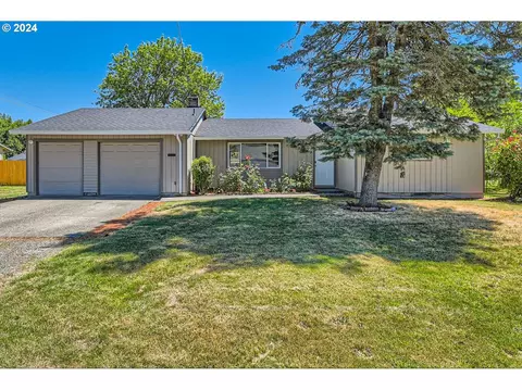 1912 NE 15th Ave, Hillsboro, OR 97124