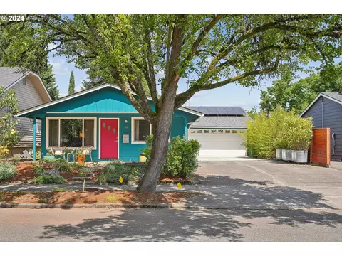 2633 N Watts St, Portland, OR 97217