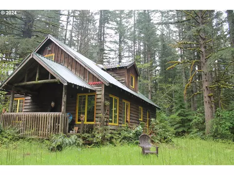 29600 SE German Hill Dr, Estacada, OR 97023