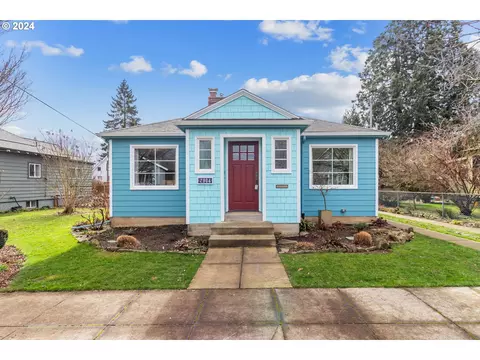 7904 SE Morrison St, Portland, OR 97215