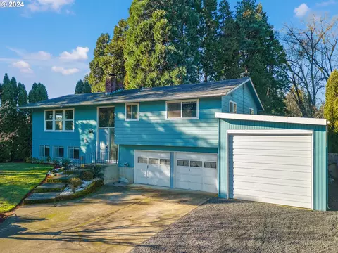 823 SE 21st Ct, Hillsboro, OR 97123