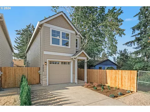 8694 SE Clatsop St, Happy Valley, OR 97086