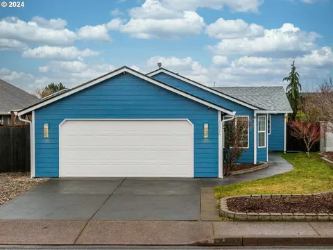 12916 NE 51st St, Vancouver, WA 98682
