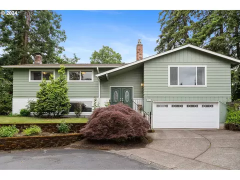 6615 Tudor Ct, Gladstone, OR 97027