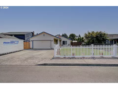 15815 NE 2nd St, Vancouver, WA 98684