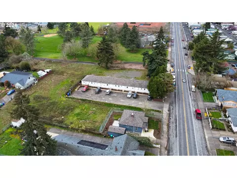 7606 SE Flavel St, Portland, OR 97206