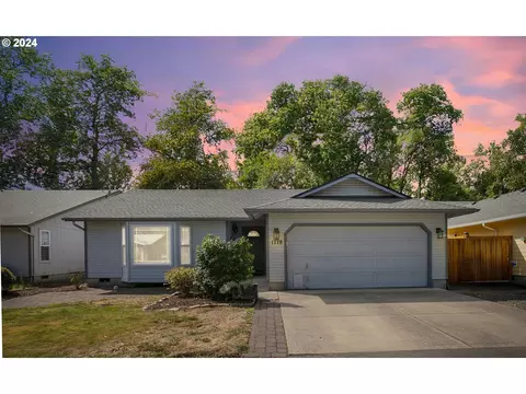 1778 Labona Dr, Eugene, OR 97404