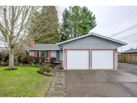3707 Oak St, Albany, OR 97322