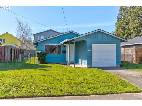 8519 N Bayard Ave, Portland, OR 97217