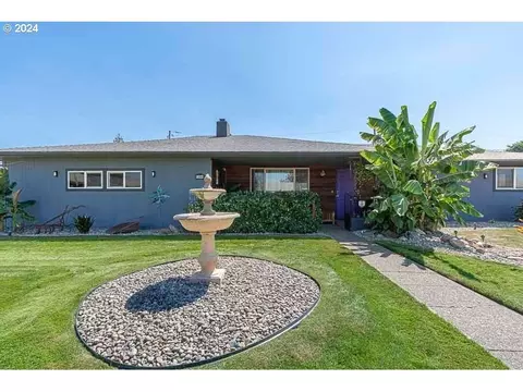 1894 32nd Ave, Salem, OR 97301
