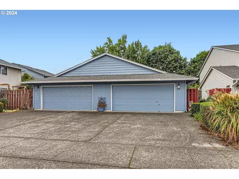 4113 Plomondon St, Vancouver, WA 98660