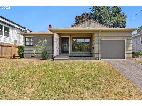 5820 N Maryland Ave, Portland, OR 97217