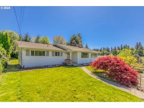 12446 SE Guilford Dr, Milwaukie, OR 97222