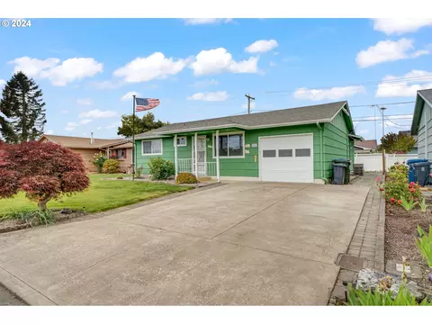 1307 Hampton Way, Woodburn, OR 97071
