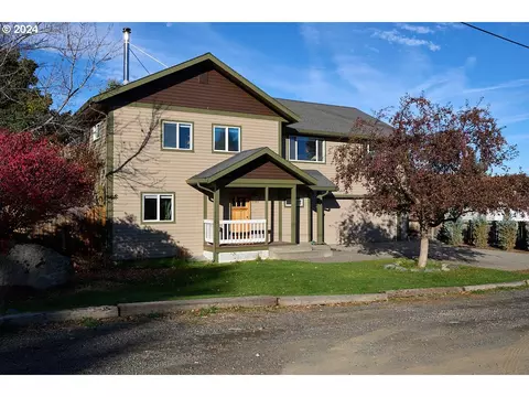 1103 S Main St, Joseph, OR 97846