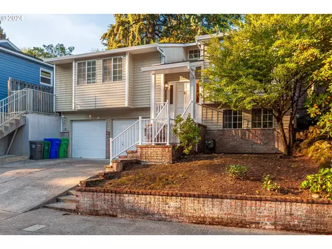 7771 SW 4th Ave, Portland, OR 97219
