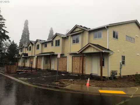 14000 SE Maybrook Ln #LOT 10, Milwaukie, OR 97222