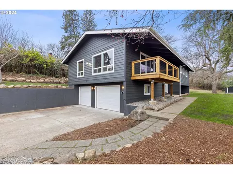 768 Fern Pl, Hood River, OR 97031